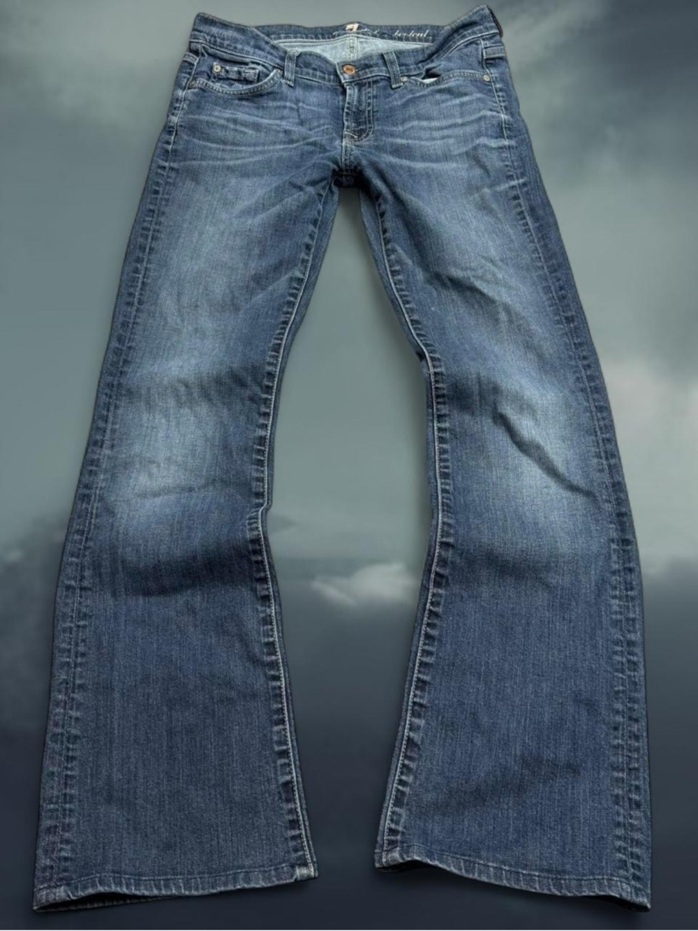 Y2K Women’s Lowrise 7 For All Mankind denim bootcut Jean Size 29